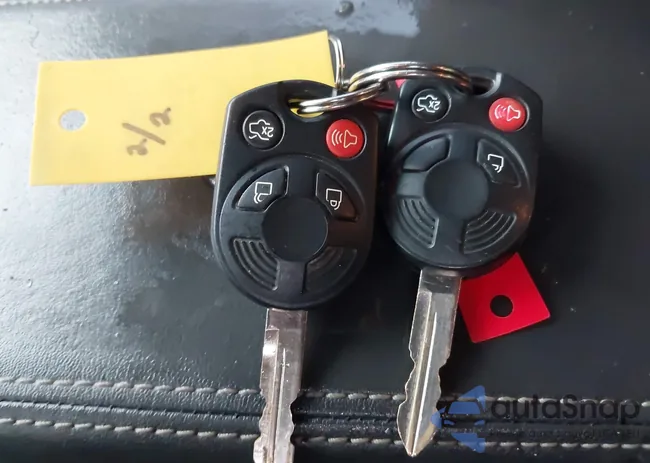 3FAHP0KC1CR256812: 42344975