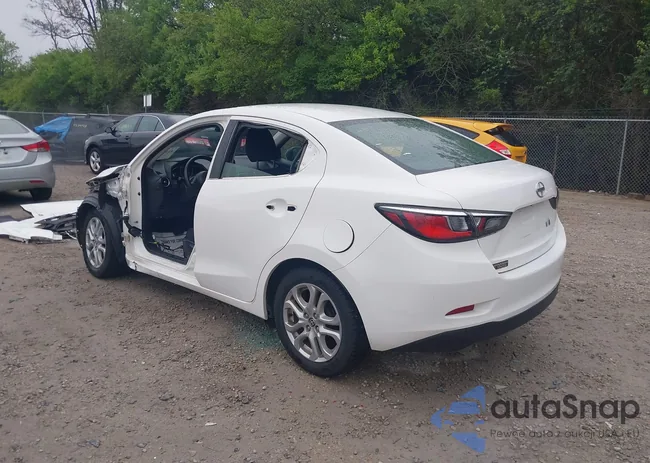 3MYDLBZV5GY108134: 42346145