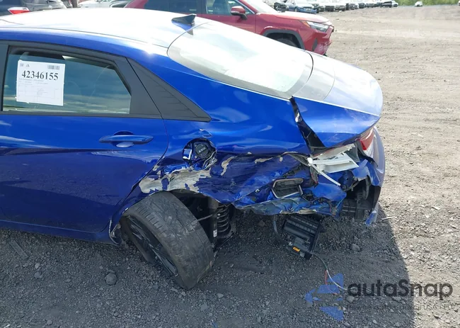 KMHLM4AJXNU021093: 42346155