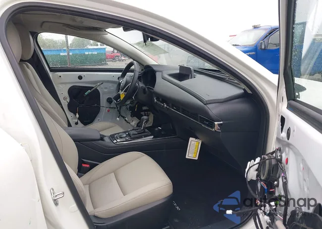 3MVDMBCM7SM798186: 42346255