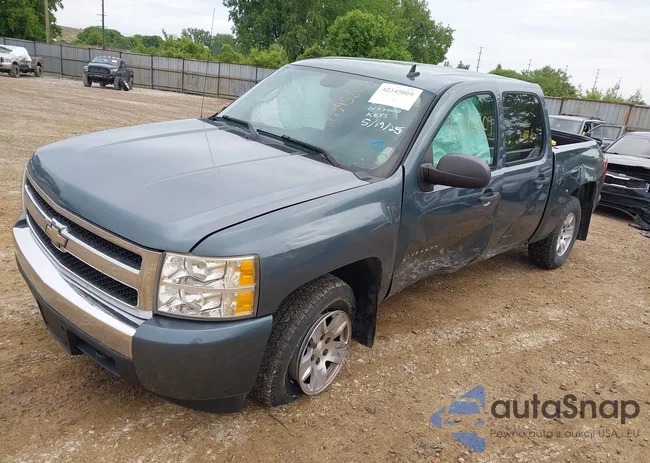 1GCPKSE74CF108939: 42345809