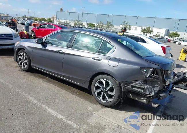 1HGCR3F80HA019933: 42347184