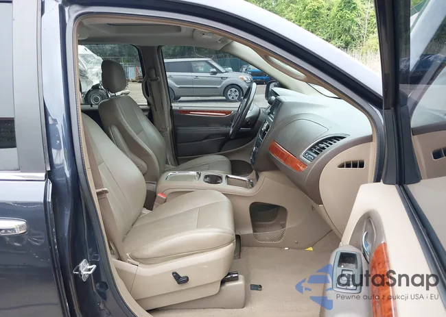 2C4RC1CG2ER108551: 42347252