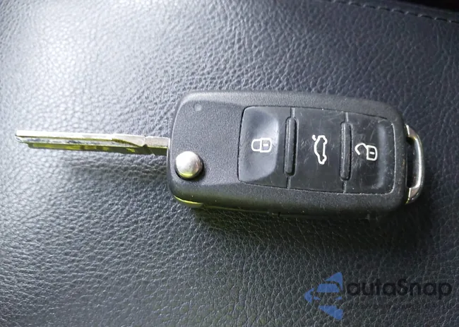 WVGBV7AX5AW529548: 42347391