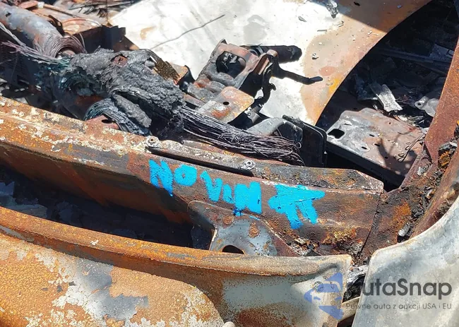 JT8BF28G9W0109438: 42347470