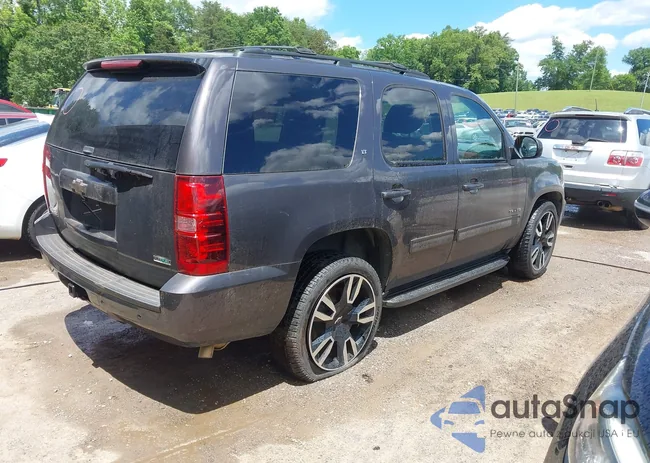 1GNSCBE02BR156597: 42346884