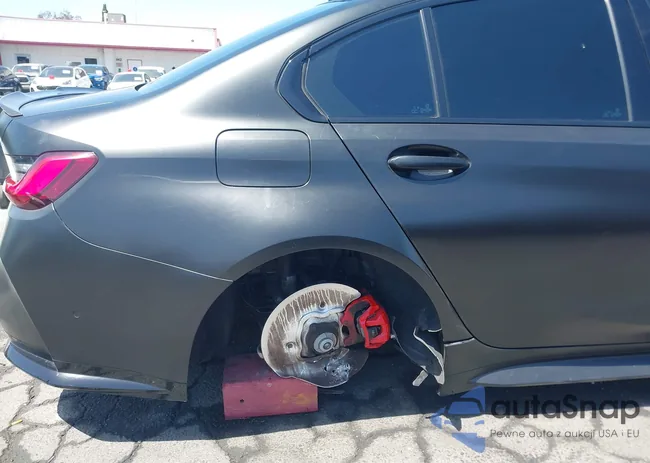 WBS33AY00NFL61191: 42346992