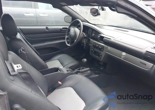 1C3EL75R25N662027: 42348219