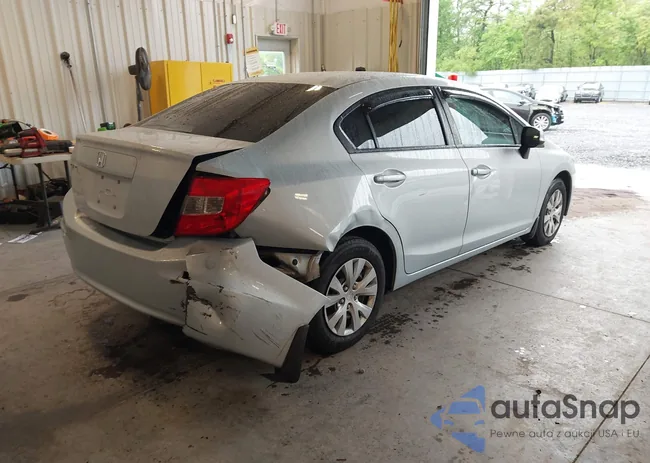 2HGFB2F57CH579010: 42348271