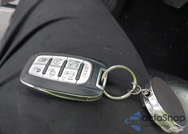 2C4RC1BG0JR110665: 42348364