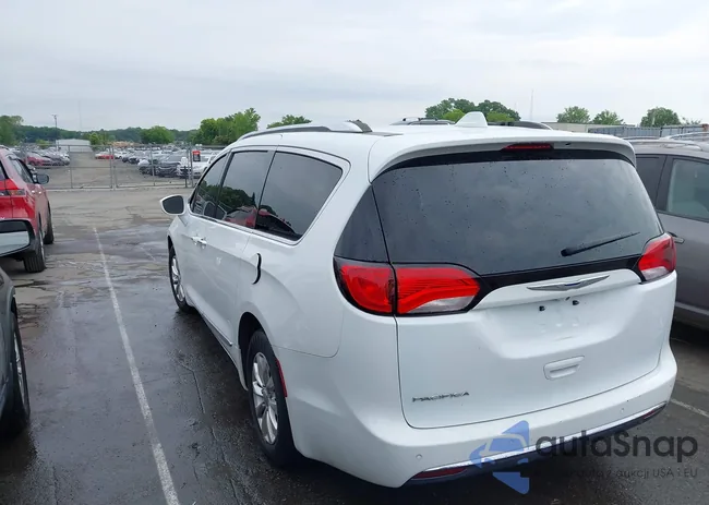 2C4RC1BG0JR110665: 42348364