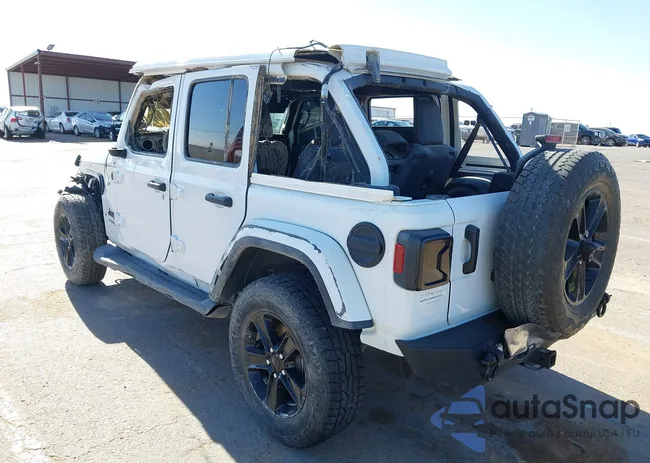 1C4HJXEN0NW163393: 42348484