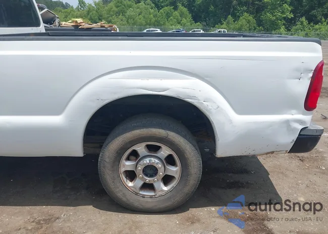 1FT7X2A62GED29918: 42348584