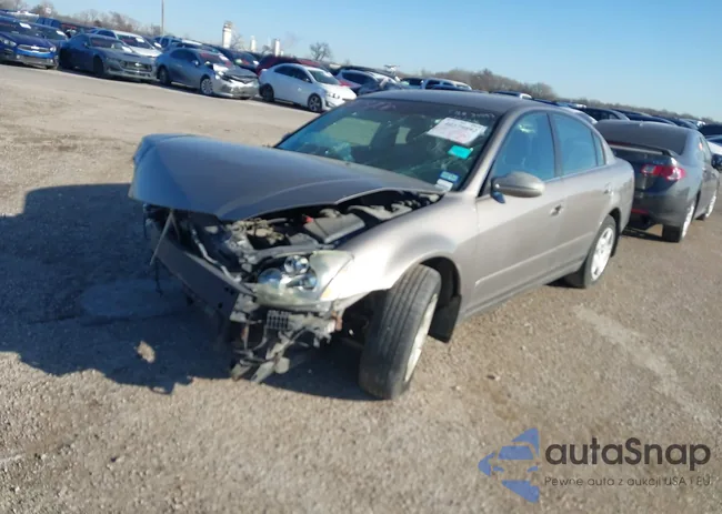 1N4AL11D44C174165: 42348678