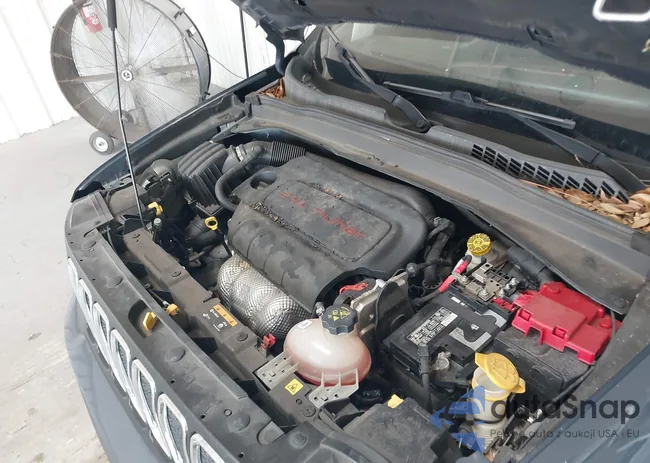 ZACNJABB0LPL65586: 42347921