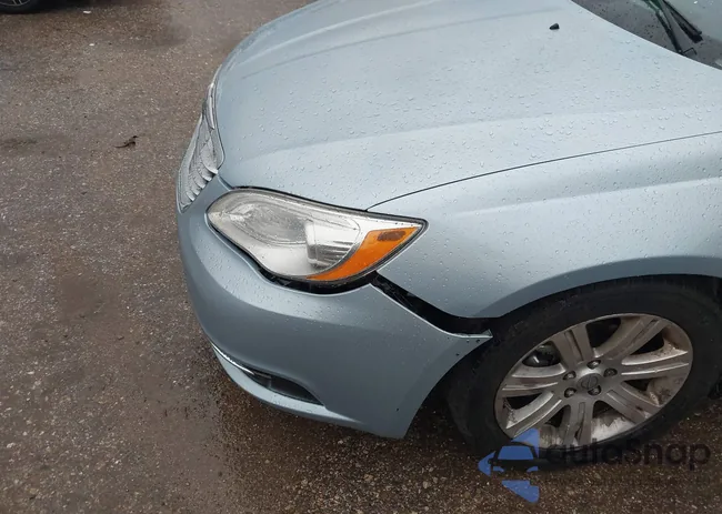 1C3CCBBB2EN151323: 42350555