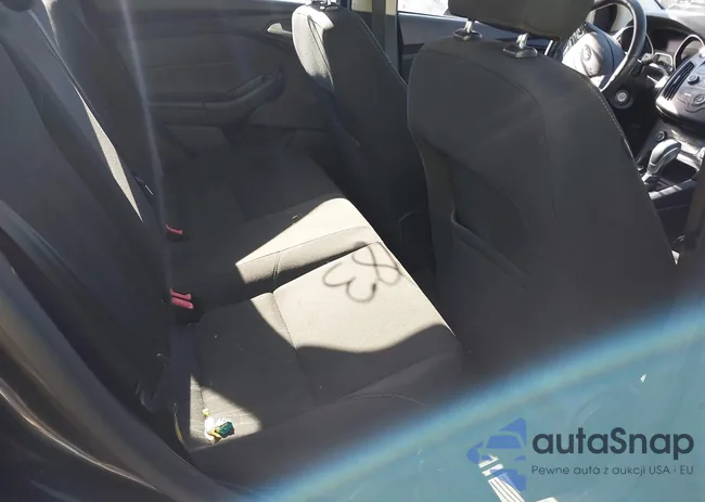 1FADP3F24GL251657: 42349983