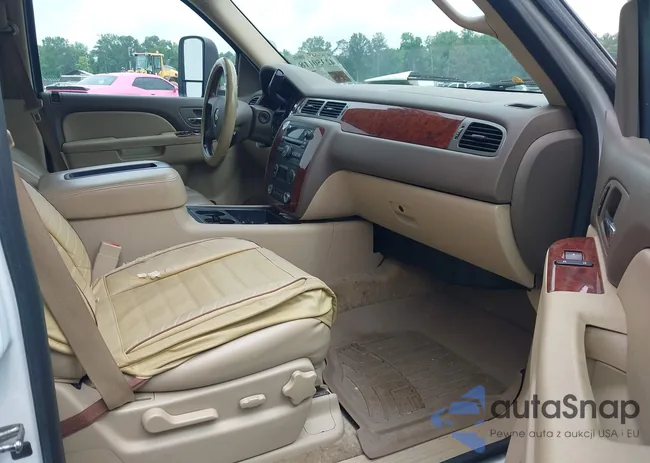 1GNSCBE09CR131245: 42350118