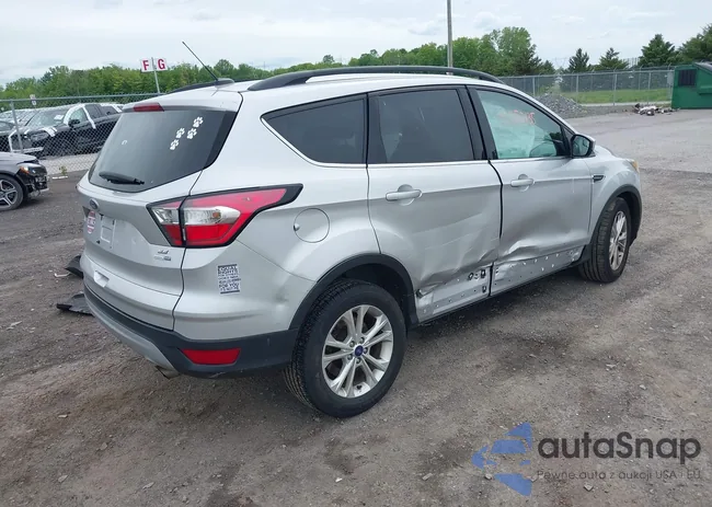 1FMCU9GD6JUB93758: 42350135