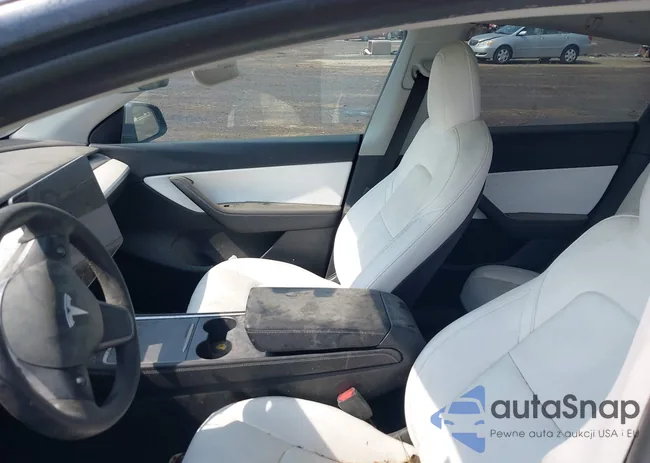 5YJYGDEE7MF140144: 42350137