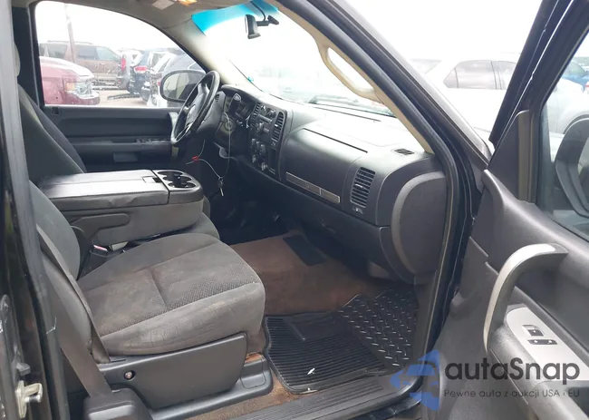 1GCEC19J88Z113006: 42351187