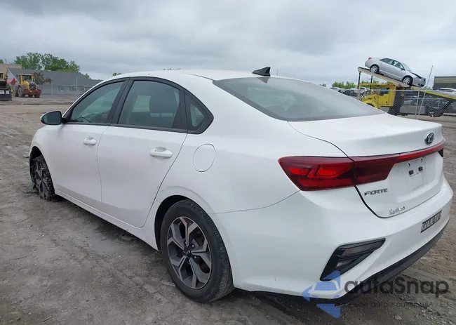 3KPF24AD0KE008235: 42351429