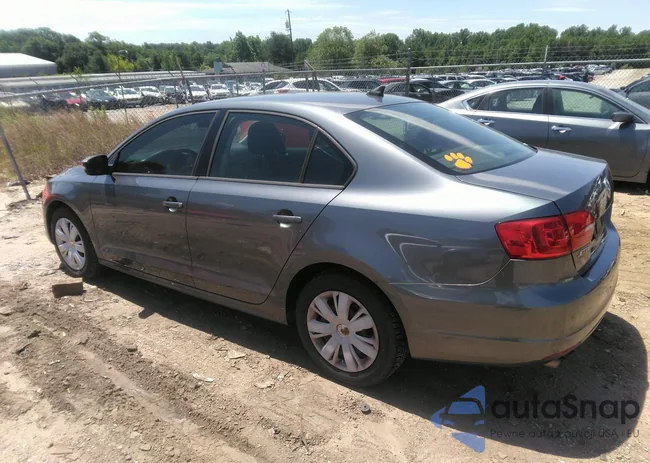 3VWD17AJ1EM412833: 42351497