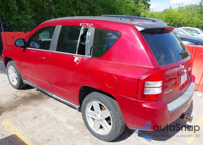 1J4NF4FB8AD611693: 42351671