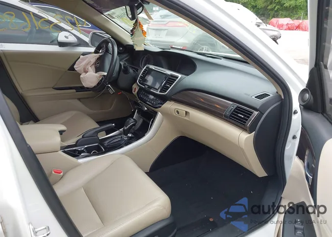 1HGCR2F84GA007681: 42351685