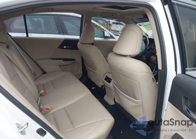 1HGCR2F84GA007681: 42351685