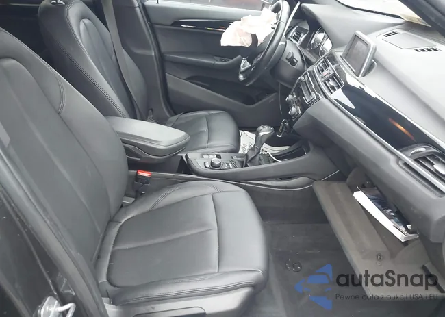 WBXHT3C30J5L33355: 42351696