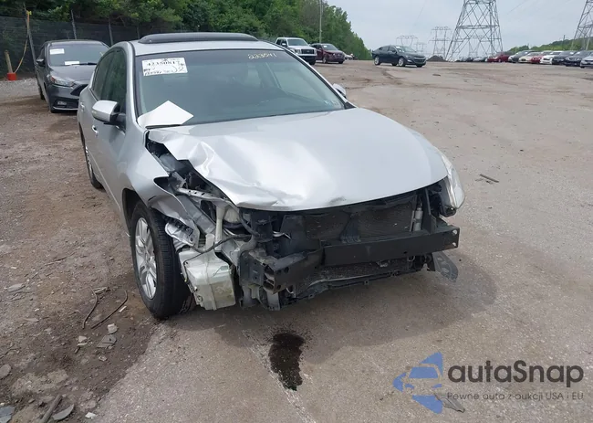 1N4AL2AP2CC223541: 42350817