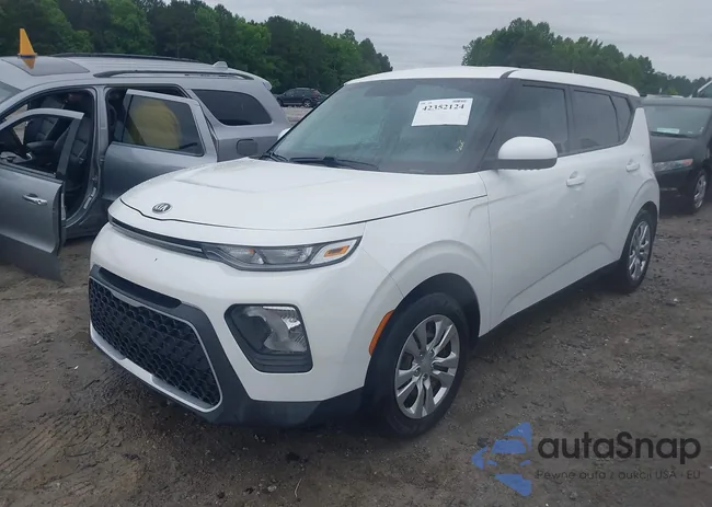 KNDJ23AU7L7081978: 42352124