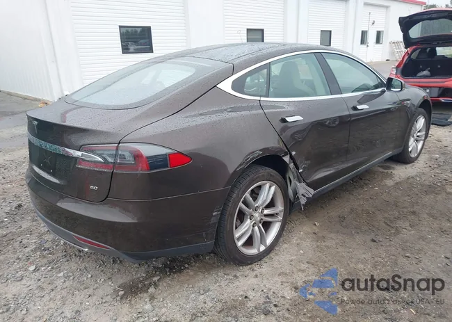 5YJSA1CG0DFP14013: 42352134