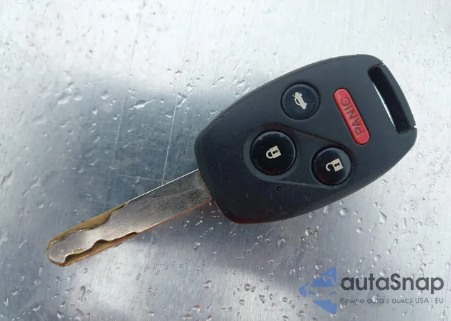 1HGCP3F82AA021632: 42352213