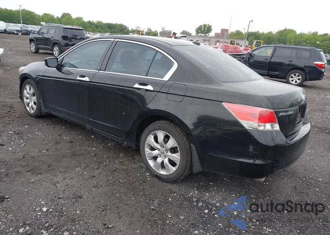 1HGCP3F82AA021632: 42352213