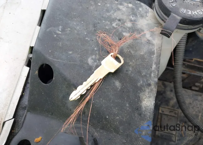 1GNEK13R0YR201945: 42352254