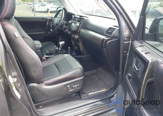 JTEBU5JR7J5588342: 42352399