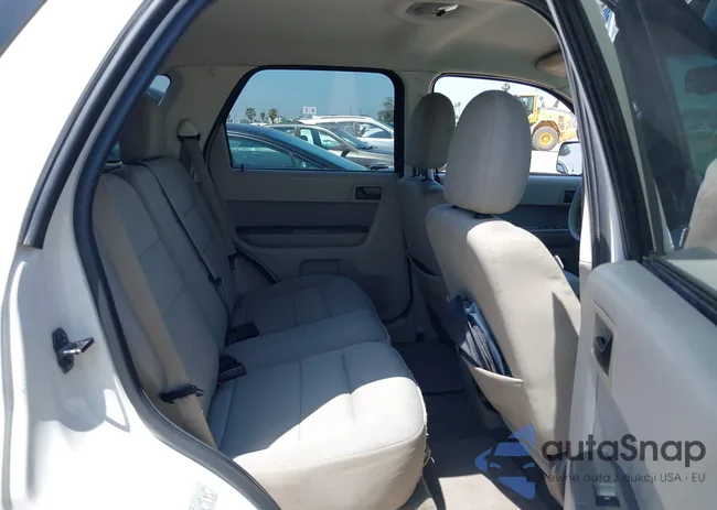 1FMCU0D7XAKC77183: 42352523