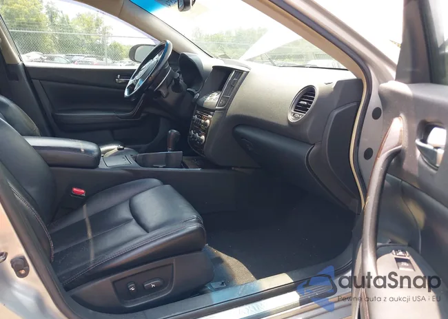 1N4AA51E39C808529: 42352574