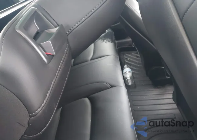 5YJ3E1EA6PF625164: 42352646