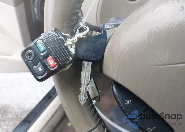 1FAHP34N55W199644: 42351890