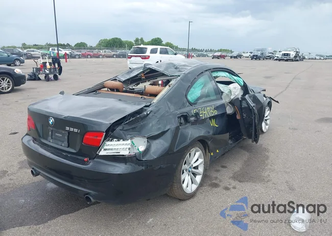 WBAKF9C54BE262075: 42351986