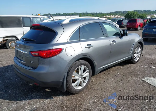 JN8CS1MW4DM174765: 42353218