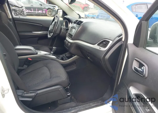 3C4PDCBB5FT564435: 42353226