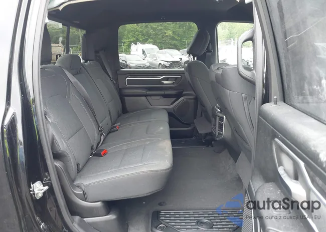 1C6RRFFG8MN540068: 42353370