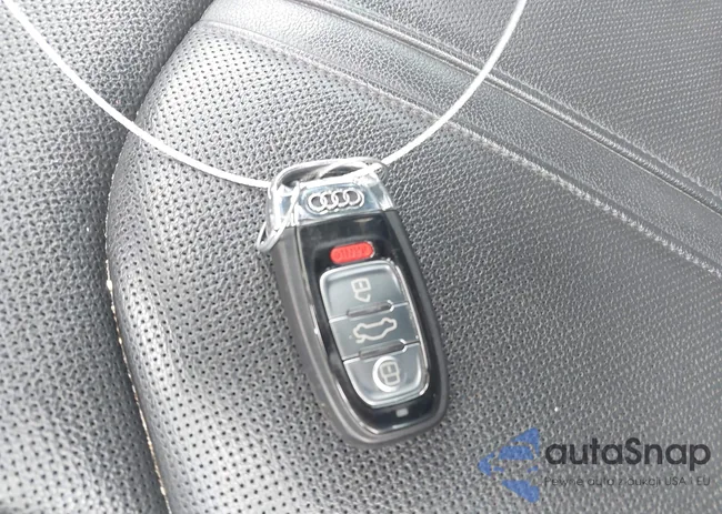 WAU32AFD9FN023826: 42353372