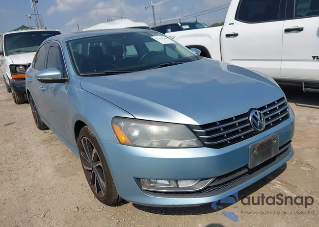 1VWCN7A34CC070830: 42353560