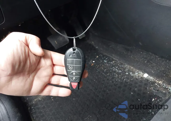 1C4PJMCB4GW117832: 42353597