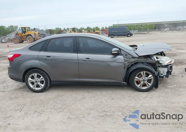 1FADP3F28DL348405: 42352749